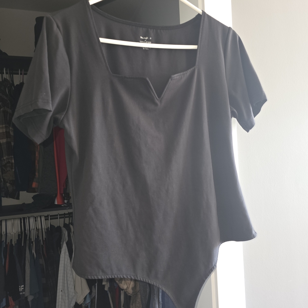Black Short Sleeve Bodysuit